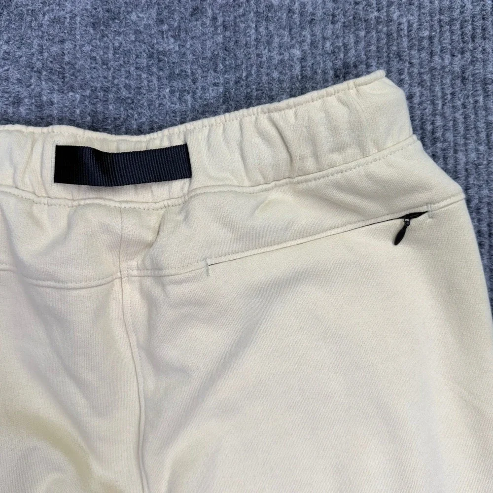 The North Face Men's AXYS Sweatpants Gravel Beige Small Belted Ankle Drawstrings
